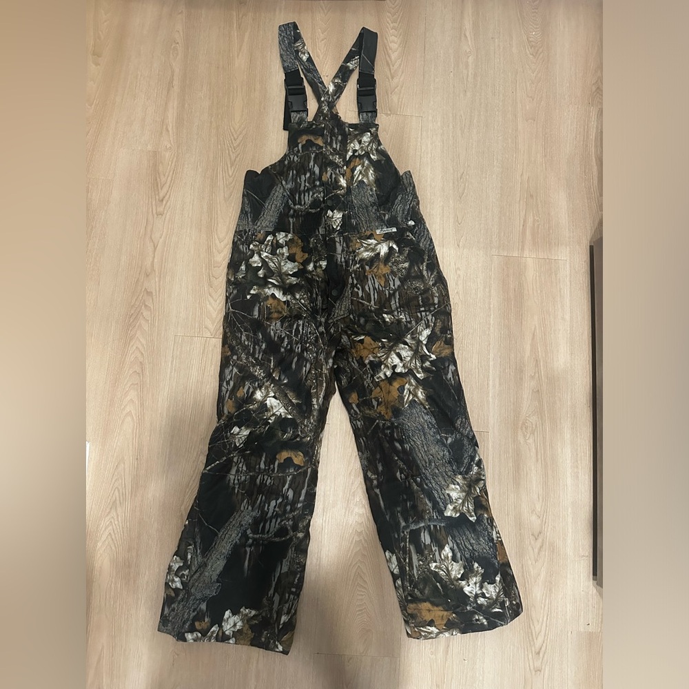 Mountain prairie insulated camo hunting bib/overalls
